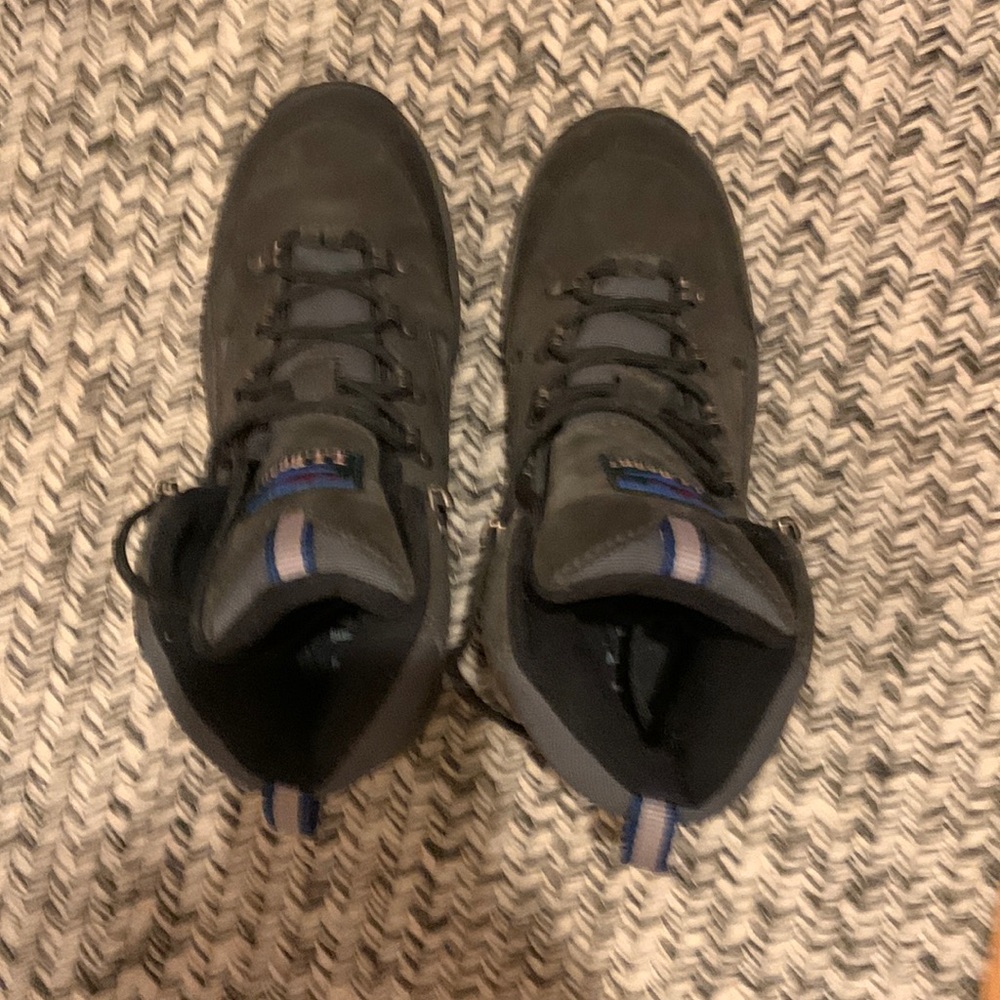 Womens LLBean hiking boots. Great condition!
